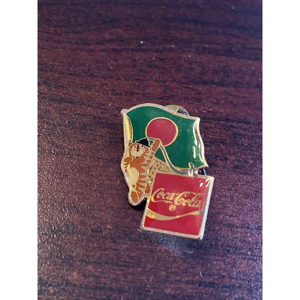 Vintage 1988 Seoul Olympics Coca Cola Hodori Tiger Bangladesh Flag Lapel Pin
